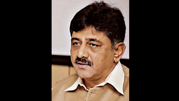 ప్రతాప్ శెట్టి, జావెద్ లకు ఫోన్లు