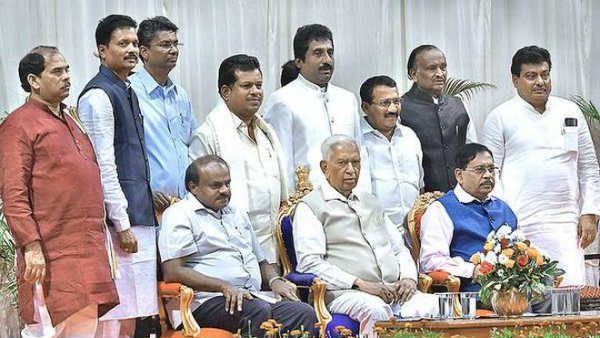 After Congress, now all JDS ministers resign, cabinet reshuffle soon After Congress, now all JDS ministers resign, cabinet reshuffle soon