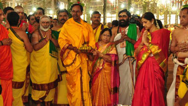 ప్రపంచవ్యాప్తంగా ఉన్న వైష్ణవ పీఠాధిపతులతో పాటు రాజకీయ ప్రముఖులకు ఆహ్వానం