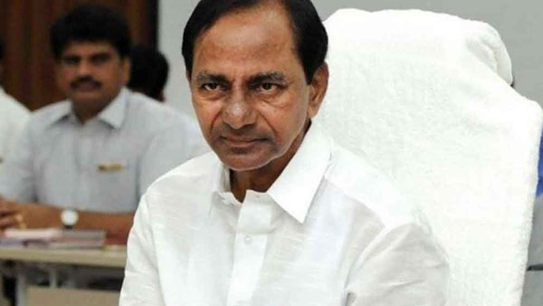 జగన్ ఇలా.. కేసీఆర్ అలా.. ప్రతిపక్షంపై భిన్న వైఖరి