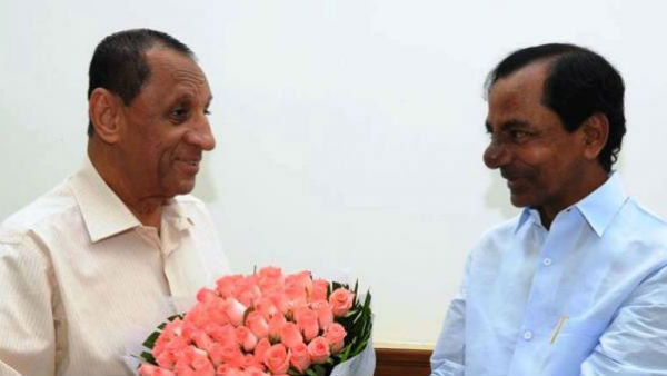 kcr met governer narasimhan kcr met governer narasimhan