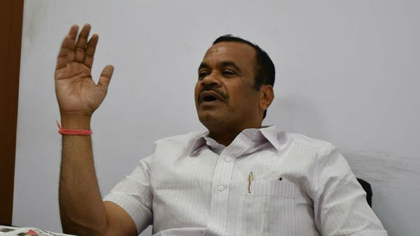 రూటు మార్చిన కోమటి రెడ్డి వెంకటరెడ్డి..! కాంగ్రెస్ లోనే కొనసాగుతానని ప్రకటన..!!