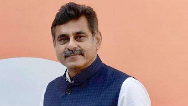 సైబరాబాద్ పోలీసులపై ఫిర్యాదు చేసిన కొండా విశ్వేశ్వర్ రెడ్డి