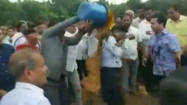 రాజకీయ నాయకుల అధికార పైశాచికత్వం