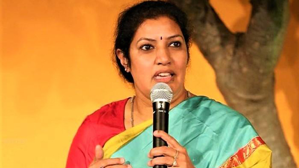 అఖిలపక్షంతో చర్చించాకే తెలంగాణ గోదావరి జలాలను తరలింపు యోచన చెయ్యాలన్న పురంధరేశ్వరి