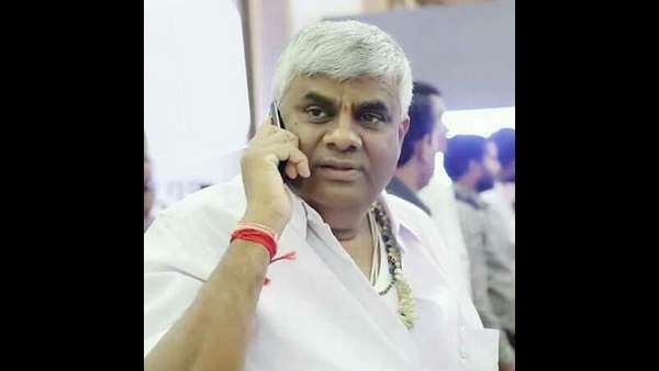 ఇంజనీర్లకు ఆదేశాలు