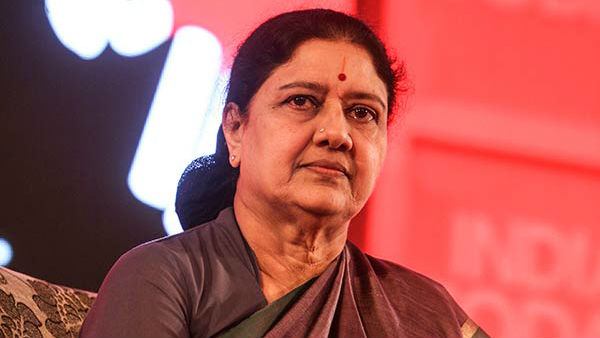 మన్నార్ గుడి ఫ్యామిలీ !
