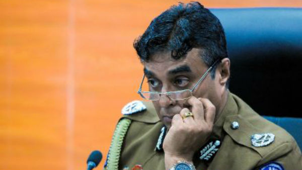 పోలీసు బాసులను అరెస్ట్ చేసిన శ్రీలంక