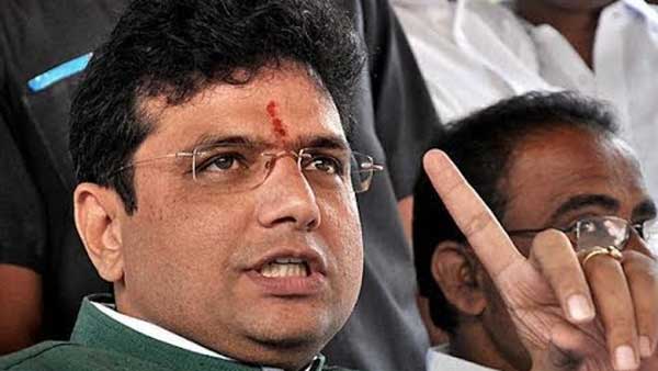 బీజేపి టీఆర్ఎస్ మైండ్ గేమ్..! ప్రజలను తప్పుదోవ పట్టిస్తున్నారన్న కాంగ్రెస్..!!