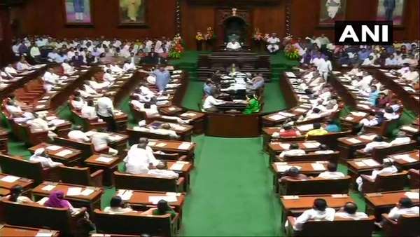 ఒంటరిగా శ్రీరాములు