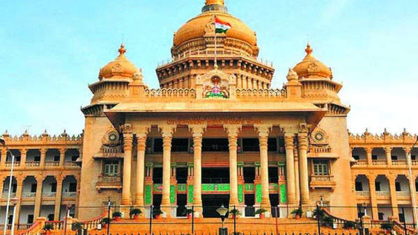 Karnataka former CM Yeddyurappa meets speaker, urges him to take up confidence vote today Karnataka former CM Yeddyurappa meets speaker, urges him to take up confidence vote today