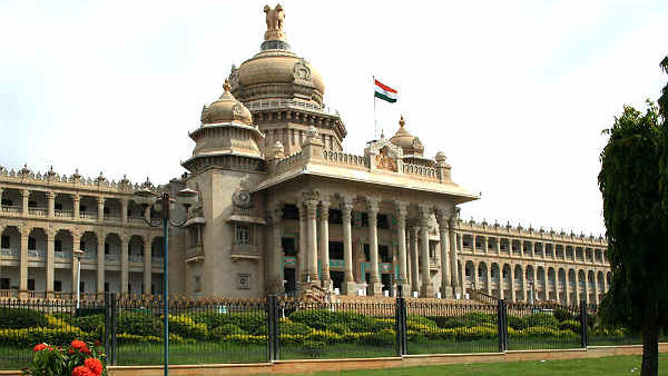 Karnataka Speaker meets rebel MLas on Supreme Court oders. Karnataka Speaker meets rebel MLas on Supreme Court oders.