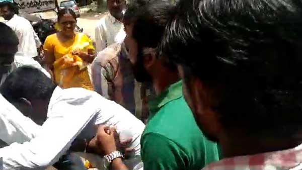 రెవెన్యూ శాఖలో మరో జలగ..!