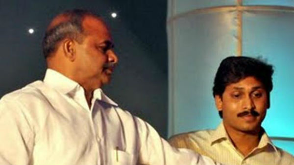 తెలుగు రాజకీయాల్లో అలుపెరగని