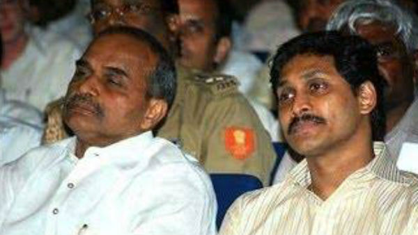 వైఎస్సార్ పింఛన్ పథకానికి శ్రీకారం..!ఈ నెల 8 తేదీన రాష్ట్ర వ్యాప్తంగా రైతు దినోత్సవం..!!