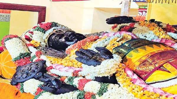 Attivaradha Swamy of Kanchipuram returned to anantapushkarni Attivaradha Swamy of Kanchipuram returned to anantapushkarni