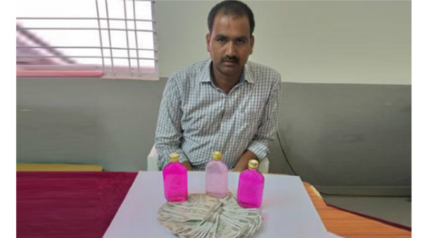 mahabubnagar police constable caught by acb for bribe mahabubnagar police constable caught by acb for bribe