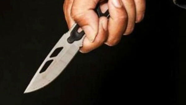 పడుకున్న భర్తపై 11 కత్తి పోట్లు..