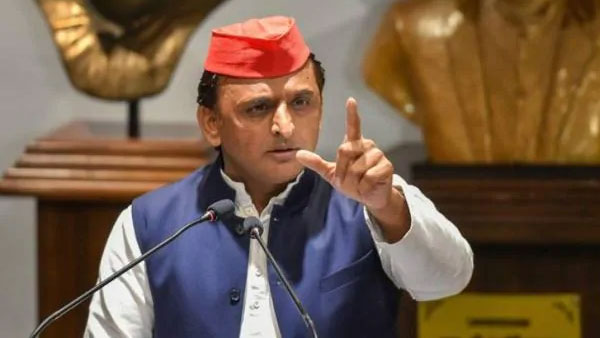 Akhilesh Yadav Dissolves All Units Of UP Samajwadi Party..!! Akhilesh Yadav Dissolves All Units Of UP Samajwadi Party..!!