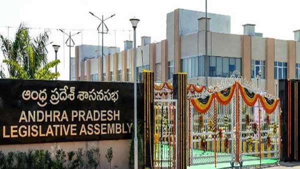 అసెంబ్లీ ఫర్నీచర్ ను వదల్లేదుగా..