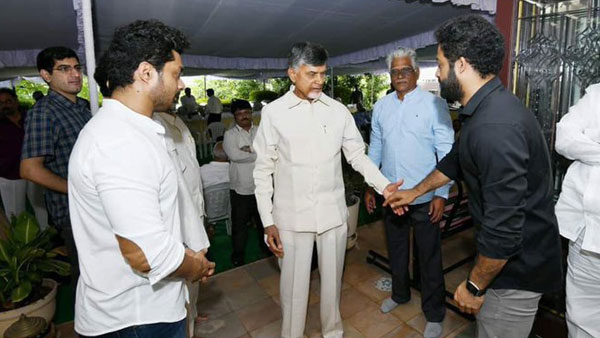 వైభవాన్ని కోల్పోయినట్టేనా?