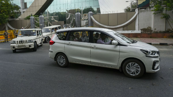 సీబీఐ కోర్టుకు చిదంబరం