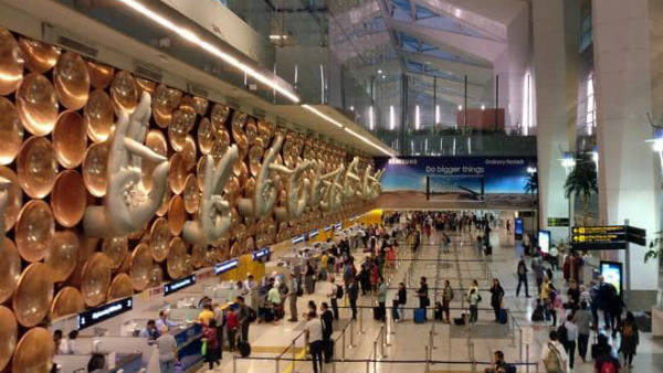 Delhi airport asks flyers to reach airport 3-4 hours in advance amid security concerns Delhi airport asks flyers to reach airport 3-4 hours in advance amid security concerns