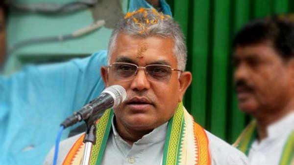 వేధిస్తున్నారు ...