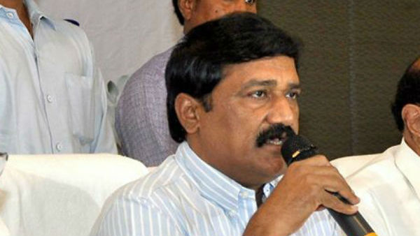 అనుమతులు లేకుండా భవనం నిర్మించారన్న జీవీఎంసి .. కోర్టును ఆశ్రయించిన భవన యజమాని