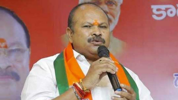 Kanna criticised jagan and chandrababu on flood effect Kanna criticised jagan and chandrababu on flood effect