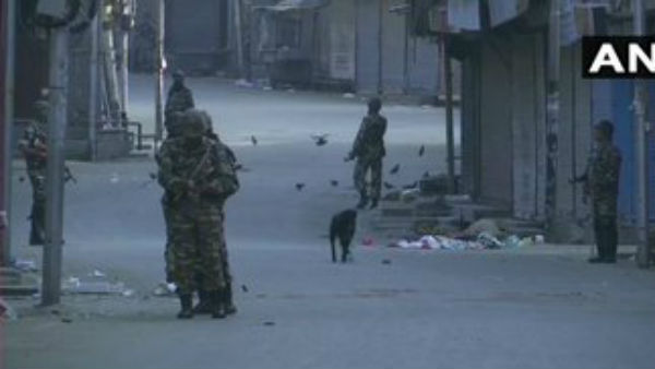 Kashmir: Curfew-like restrictions imposed on movement of people Kashmir: Curfew-like restrictions imposed on movement of people