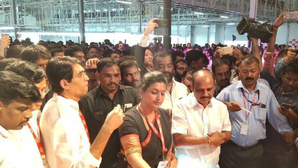 కియో కారు ఆవిష్కరణలో మాధవ్ కలకలం..