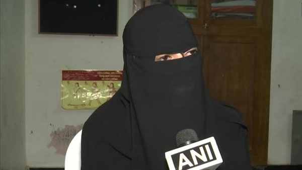 Hyderabad woman alleged that she was given triple talaq by her husband Hyderabad woman alleged that she was given triple talaq by her husband