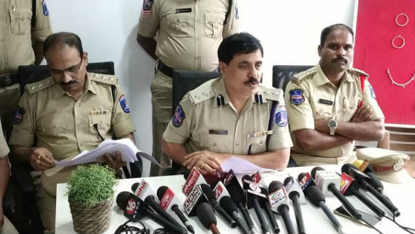 విచిత్ర దొంగ.. రాత్రి పడుకుని.. తెల్లారి..!
