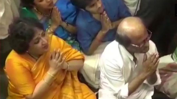 Rajinikanth visits Lord Athi Varadars shrine in Kanchipuram Rajinikanth visits Lord Athi Varadars shrine in Kanchipuram