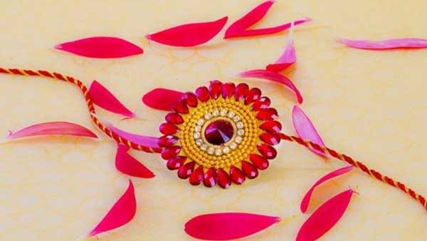 తెలుగు రాష్ట్రాలకు ఎంతో ప్రత్యేకం..! అన్నా చెల్లెళ్ల అనుబంధానికి గుర్తు రాఖీ పండుగ..!!