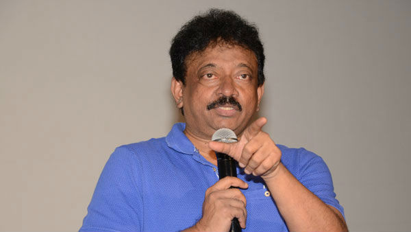 సుమోలు, ఖద్దరుచొక్కాలతో సినిమా కనిపించడం ఖాయమట..