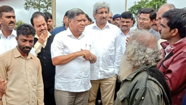 శెట్టర్ రివర్స్ గేర్