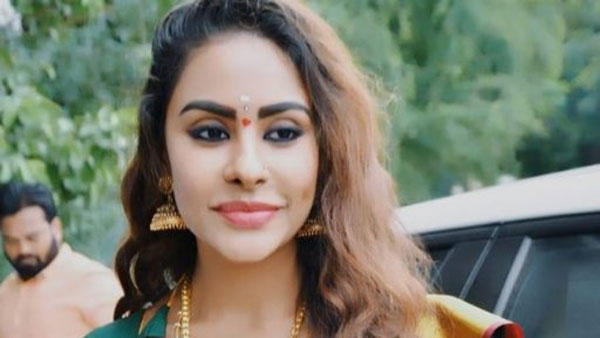 జనసేన పార్టీ విలీనం చేయమని ఒత్తిడి చేస్తున్నారన్న పవన్ వ్యాఖ్యలపై ఘాటు విమర్శలు చేసిన శ్రీ రెడ్డి