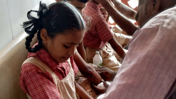 Sri Chaitanyas School bus was met accident in Nellore District, Sri Chaitanyas School bus was met accident in Nellore District,