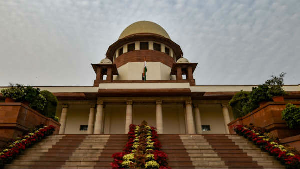 Supreme Court today issued notice to the RBI and Centre Supreme Court today issued notice to the RBI and Centre