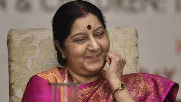పెళ్లికి అడ్డు చెప్పిన ఇరువురి కుటుంబ సభ్యులు