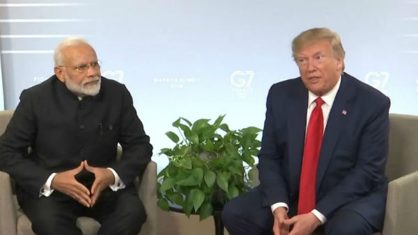 Trump changes his words on Kashmir mediation,says its a bilateral issue Trump changes his words on Kashmir mediation,says its a bilateral issue