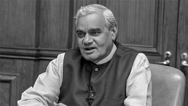 గతేడాది ఆగష్టులో మాజీ ప్రధాని వాజ్పేయి మృతి