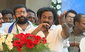Famous cine director VVVinayak may join in YCP shortly. His latest comments on CM Jagan created thisspecuations Famous cine director VVVinayak may join in YCP shortly. His latest comments on CM Jagan created thisspecuations