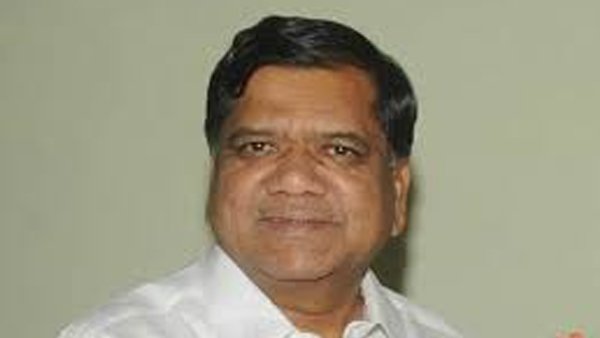 లింగాయుతులకు 44 శాతం