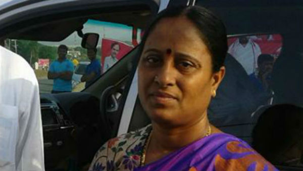 సీతక్క, కొండా సురేఖ ఓ రేంజ్లో ఫైరయ్యారుగా..!