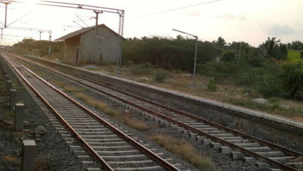 Major train accident averted in Tamil Nadu, 2 trains set for head-on collision stopped just in time Major train accident averted in Tamil Nadu, 2 trains set for head-on collision stopped just in time
