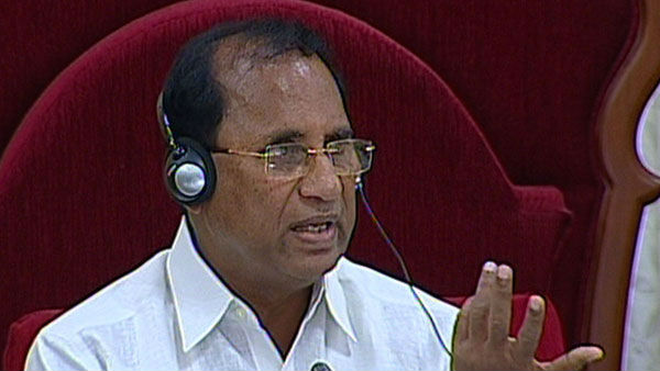 కోడెల పిరికివాడు కాదు...