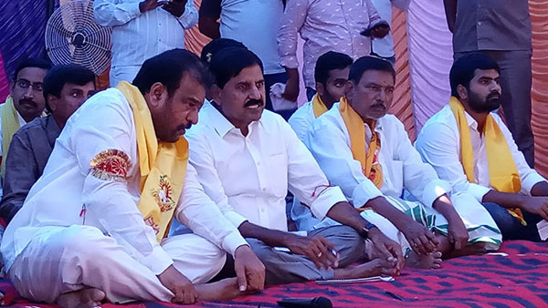వైసీపీ ఎమ్మెల్యేగా టీడీపీ మంత్రివర్గంలో